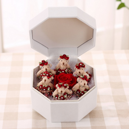 Preservation of flowers Red Bear