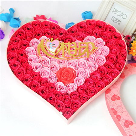 92 dreamy night lights with hearts and hearts