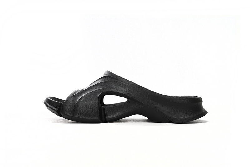 BALENCIAGA Black 653873W3CE21000