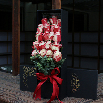 Imported flowers - Sweetness of lace