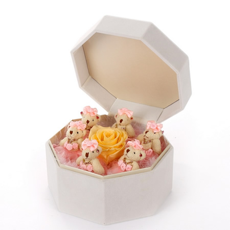 Preserve flowers Yellow bear