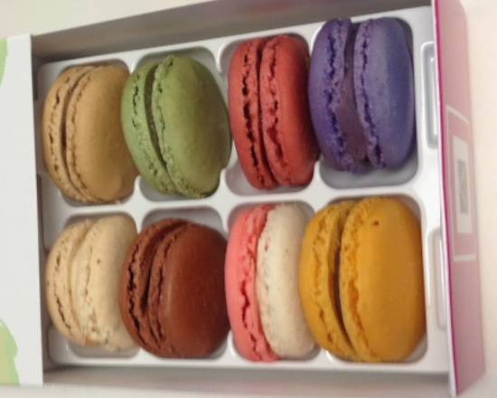 Macaron Box