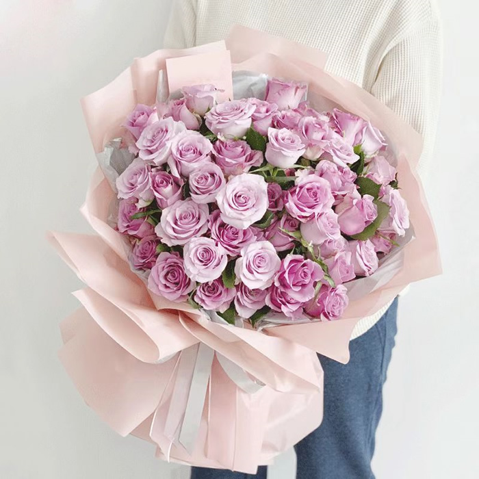 Elegant and true feelings