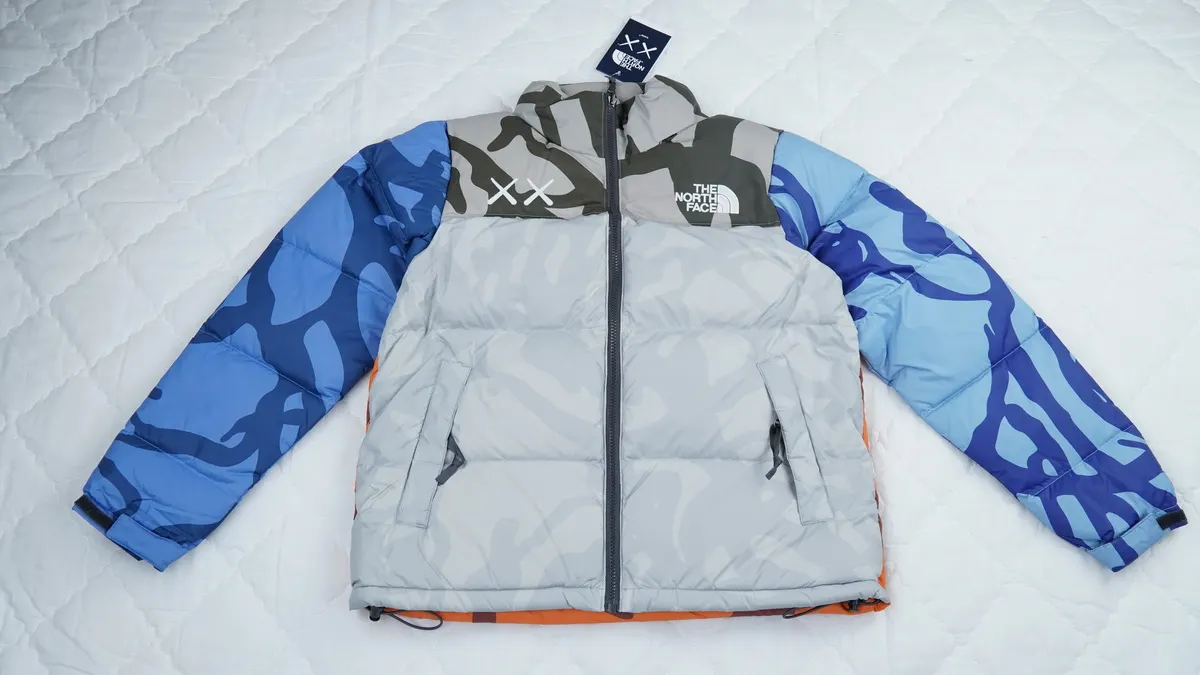 The North Face Splicing White And XX Gray Down Jacket