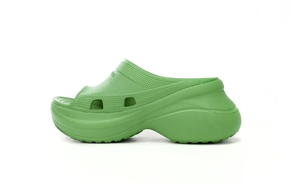 BALENCIAGA Pool Crocs Green 677386 W1S8E 3033