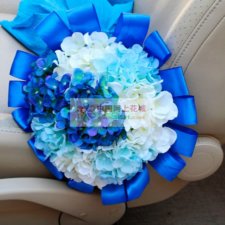 Simulated flower holding flowers Sweet love