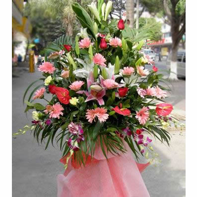 A bunch of colorful flowers_Celebration flower basket
