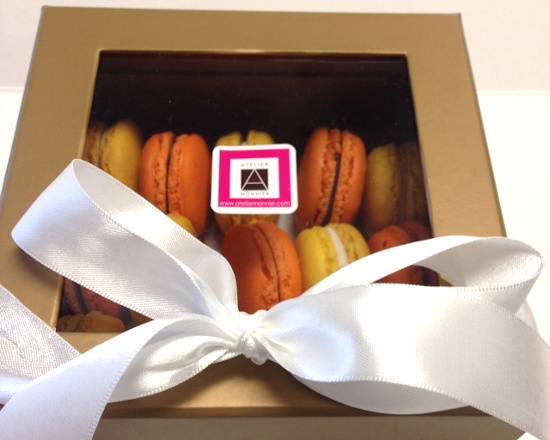 Macaron Deluxe Window Box