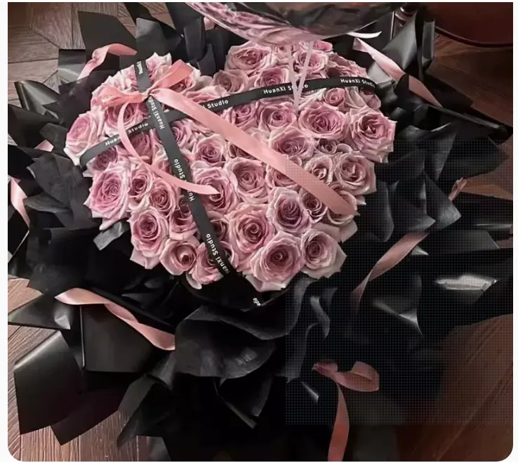Love rose gift box