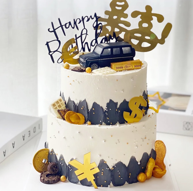 Internet celebrity Mercedes-Benz car cake G model