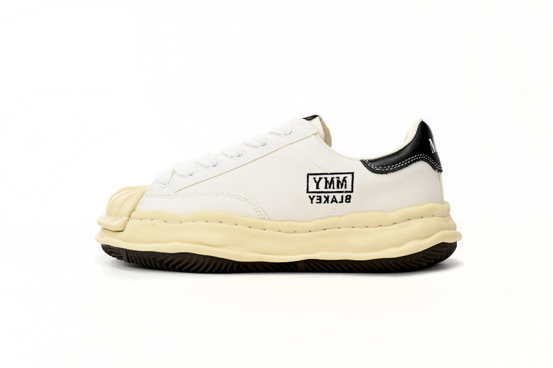 MIHARA YASUHIRO White And White Yellow Black Background NO.785