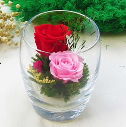 Preserve flowers, feelings in the cup