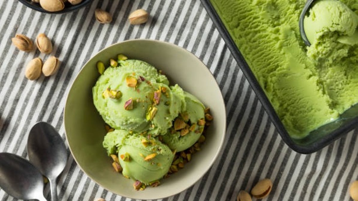 Pistachio (16oz)