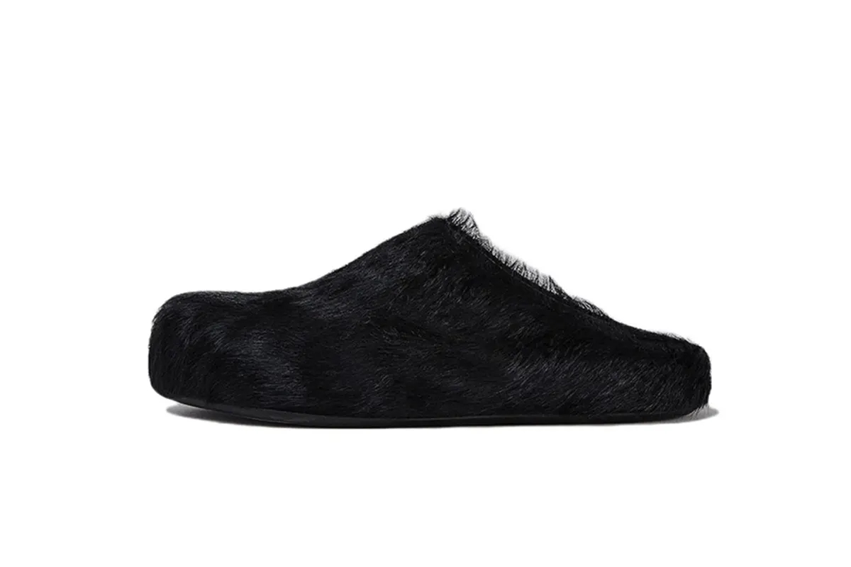 Marni Long hair Calfskin Fussbett Sabot Black SBMR000600P412200N99