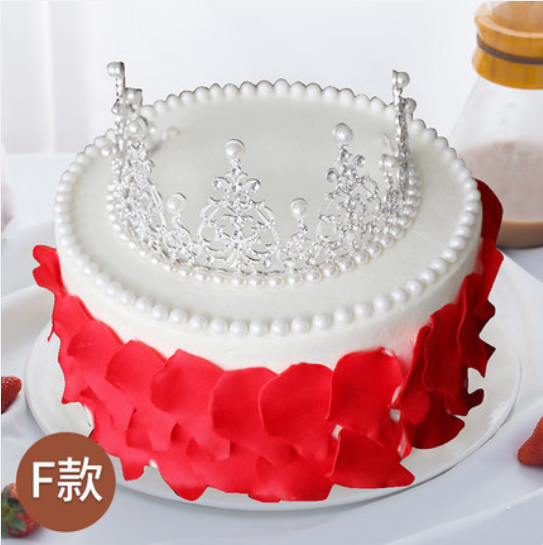 Crown Birthday Cake F-style